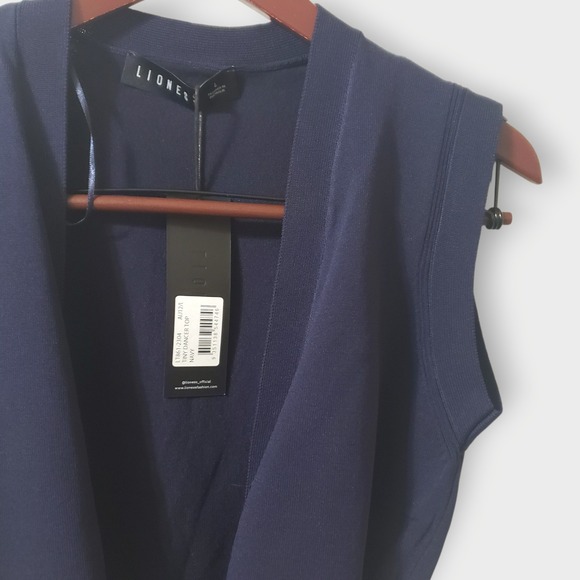 NWT Lioness Tiny Dancer Top Navy Blue Sz L Deep Plunge V-Neck Faux Wrap Tie Crop - Picture 2 of 11